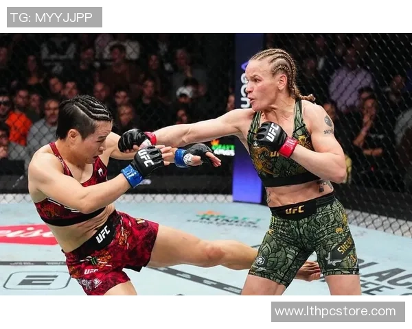 张伟丽未来何去何从？是回到草量级持续称王，仍是三番战复仇罗斯